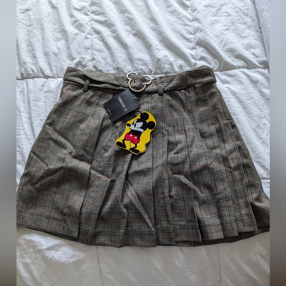 Forever 21 Gray Plaid Mini Skirt size medium